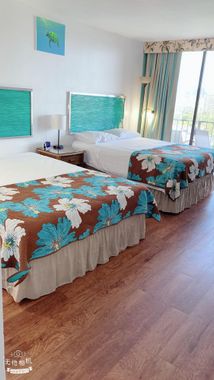 Aqua Palms Waikiki FREE PARKING, Across Hilton Village