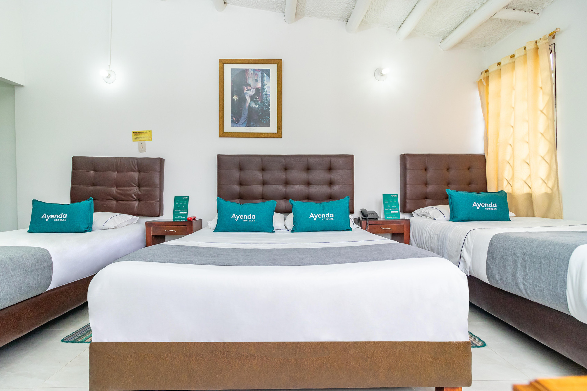 Vista Exterior Casa Hotel Victoria