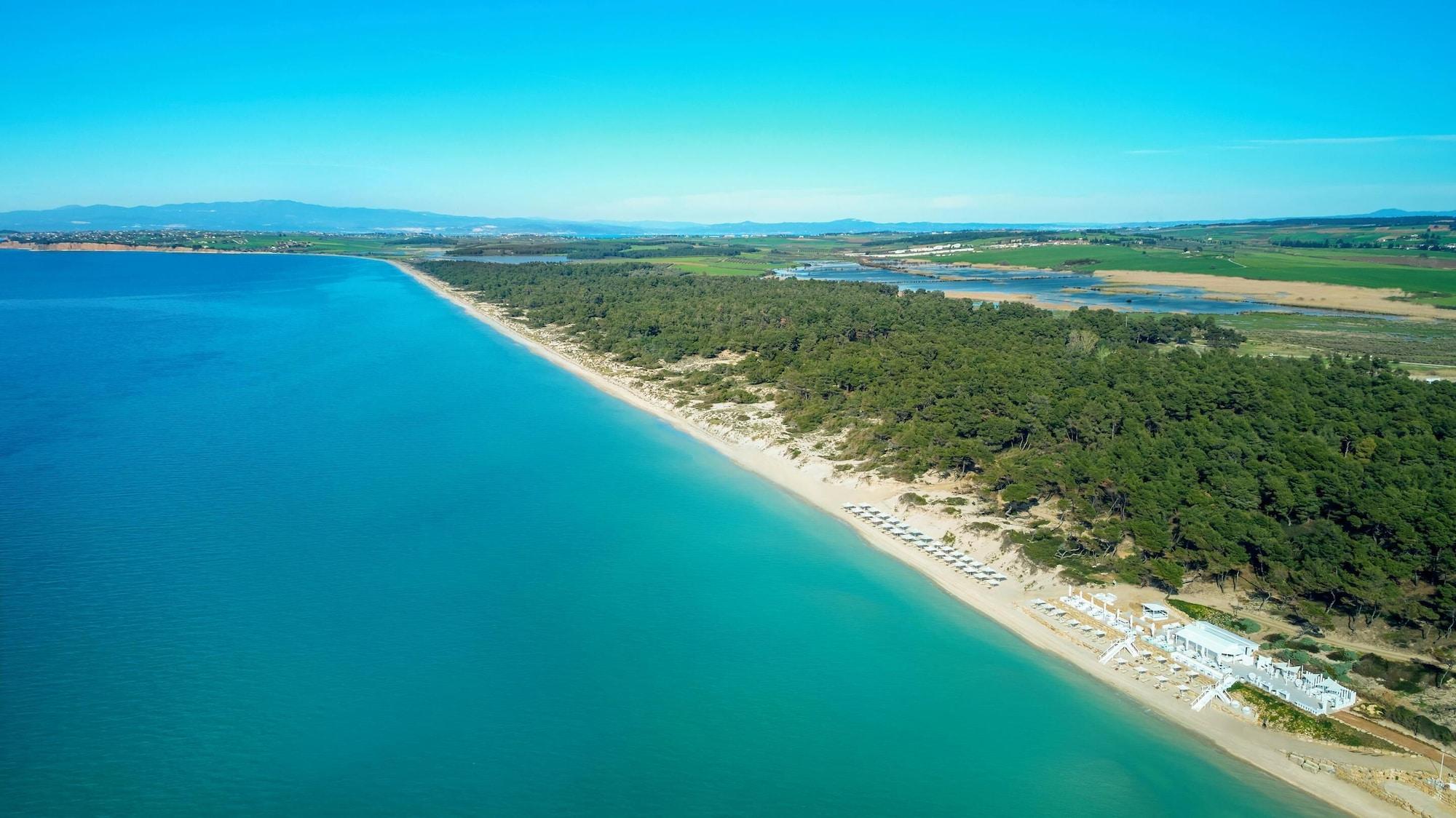 Vista Exterior Sani Beach