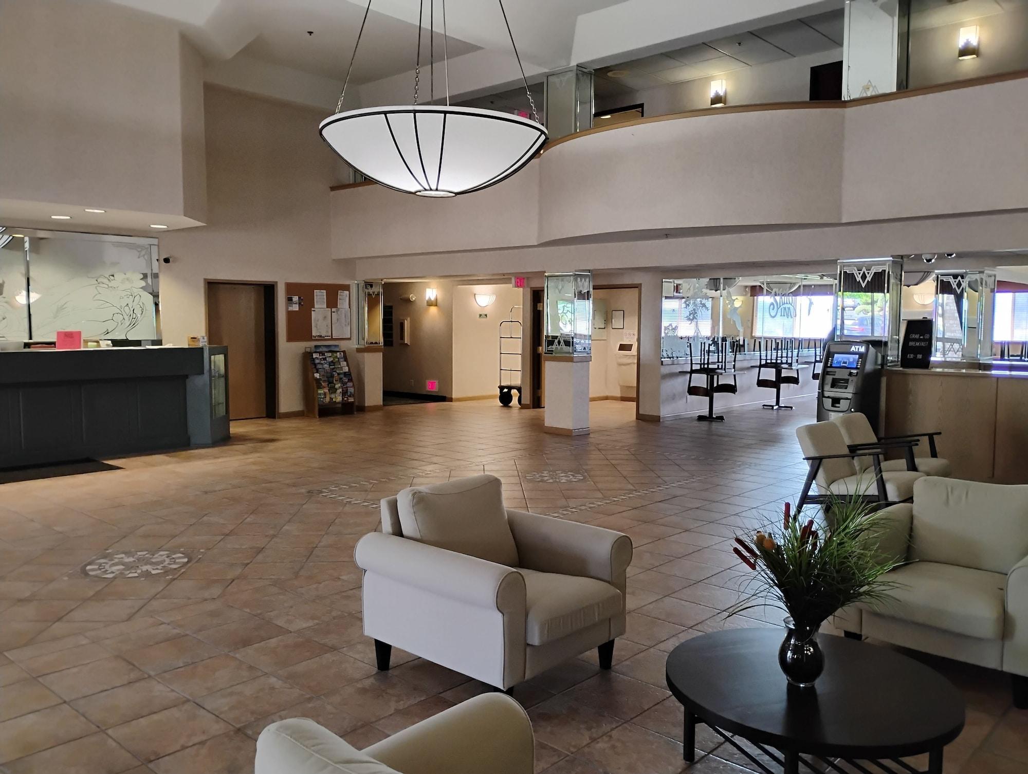 Vista Lobby Shilo Inn Suites Hotel - Klamath Falls