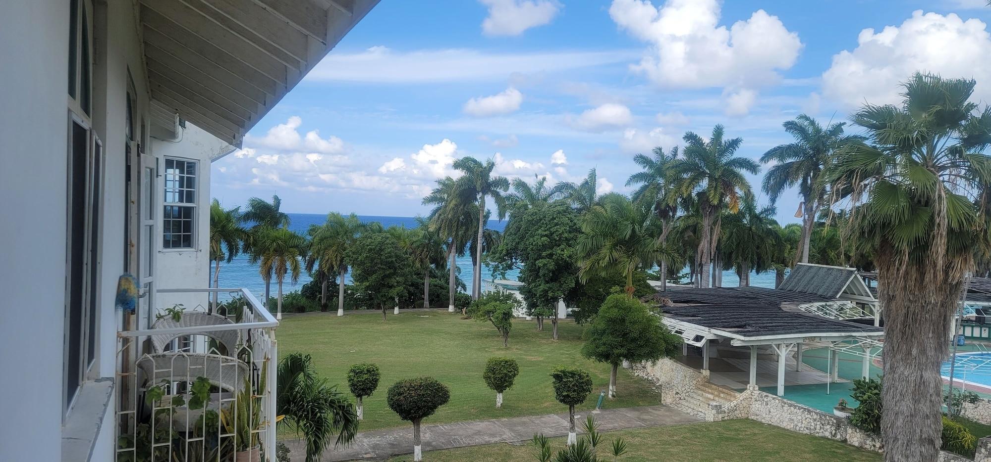 Vista Exterior Seacastles Exclusive Vacation  Rentals