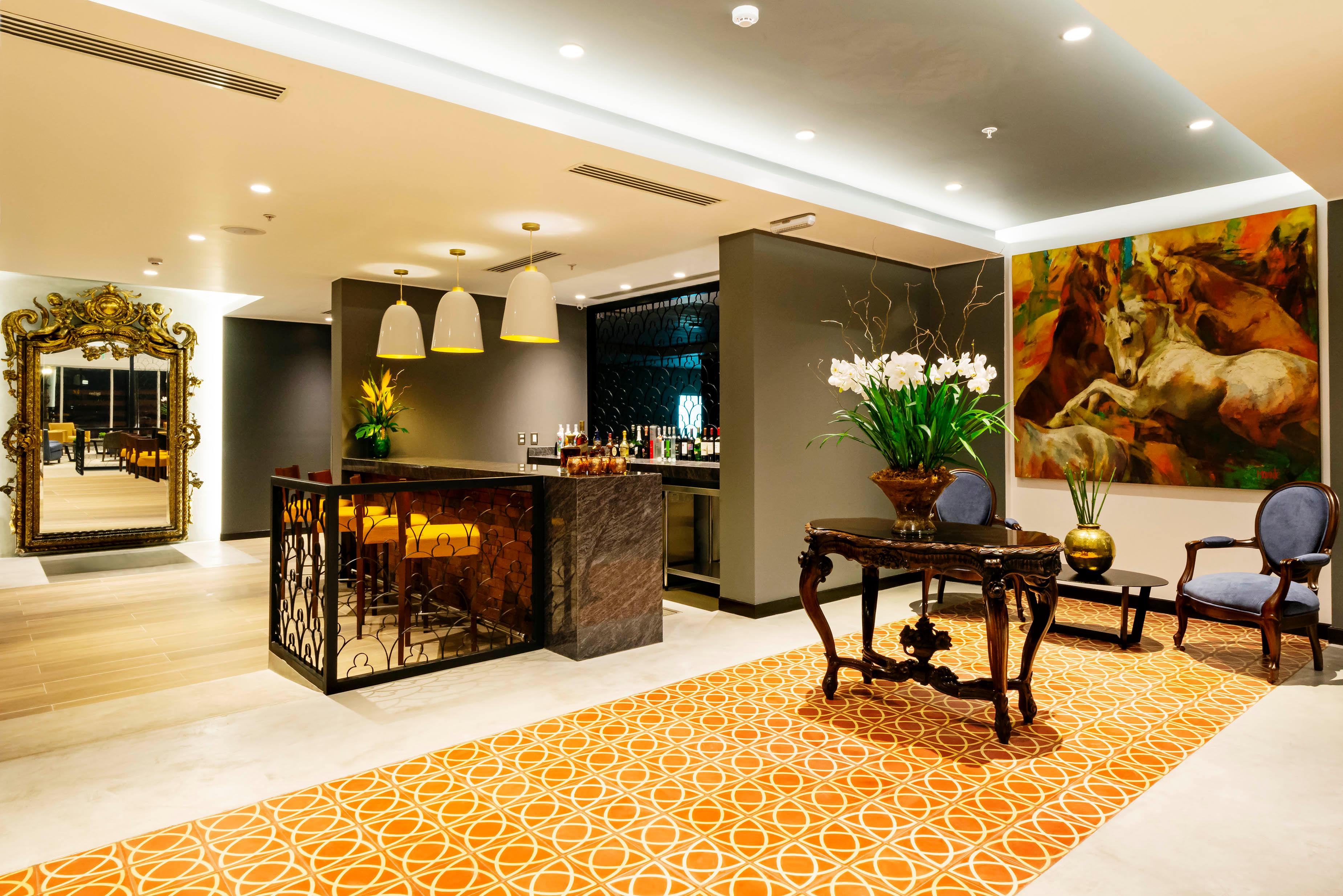 Vista Lobby Mercure Ariosto Lima