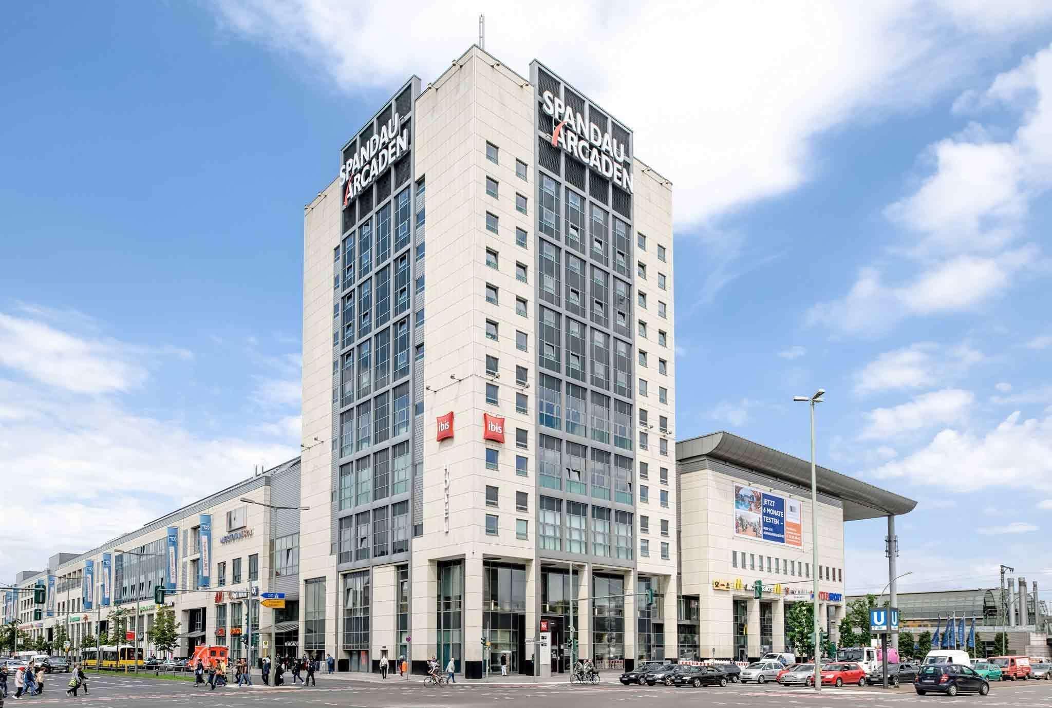 Varios ibis Berlin Spandau