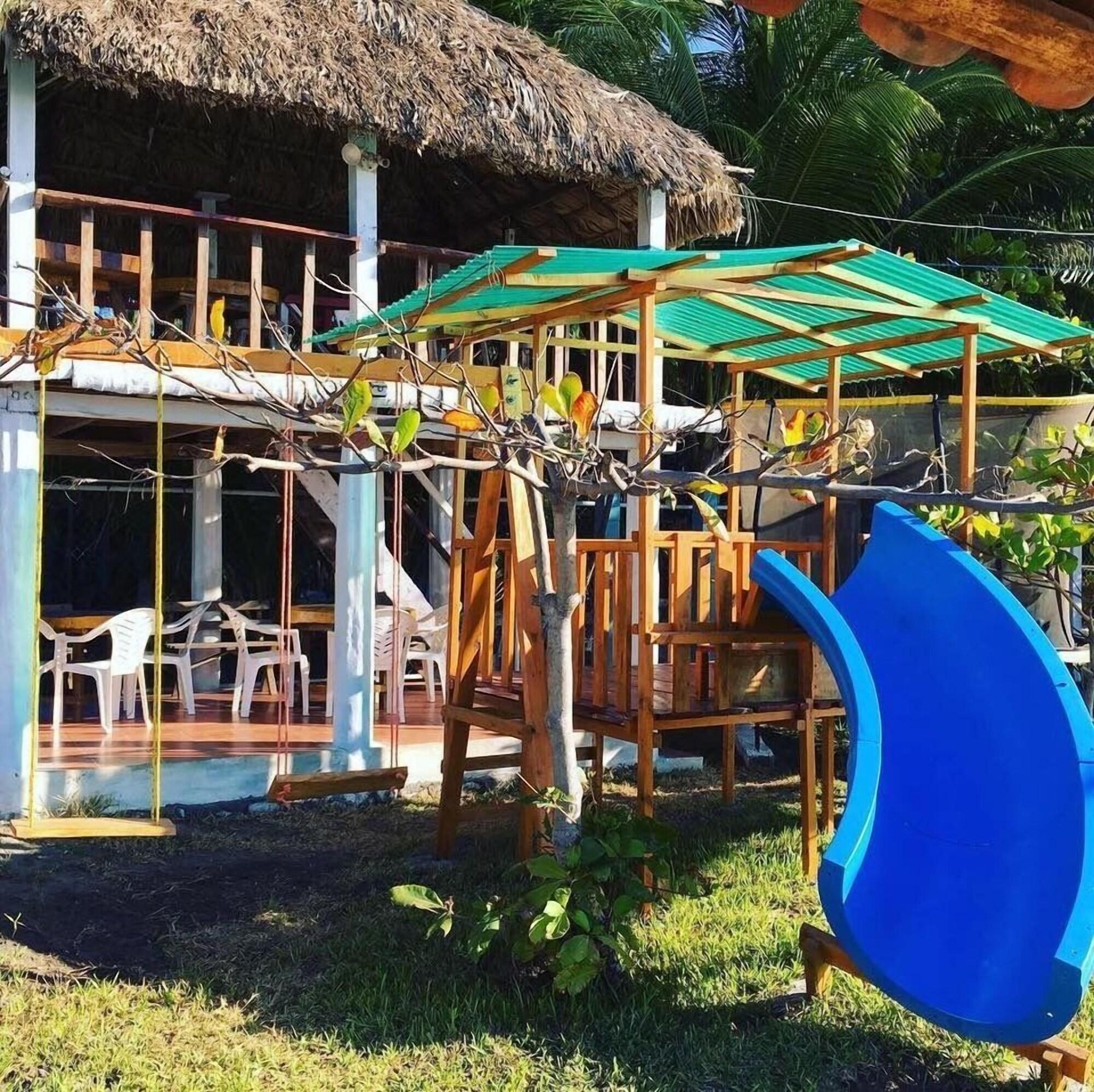 Instalaciones Recreativas Hotel Cucolindo Surf