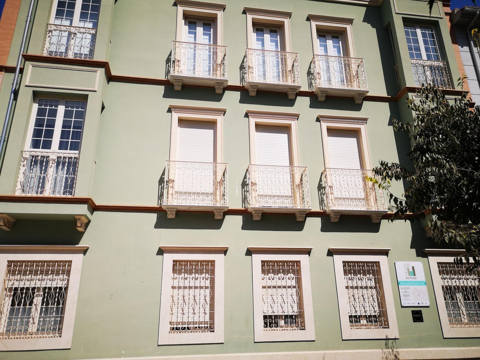 Vista Exterior Suites del Pintor Historial Center, by Hoteles con Cultura