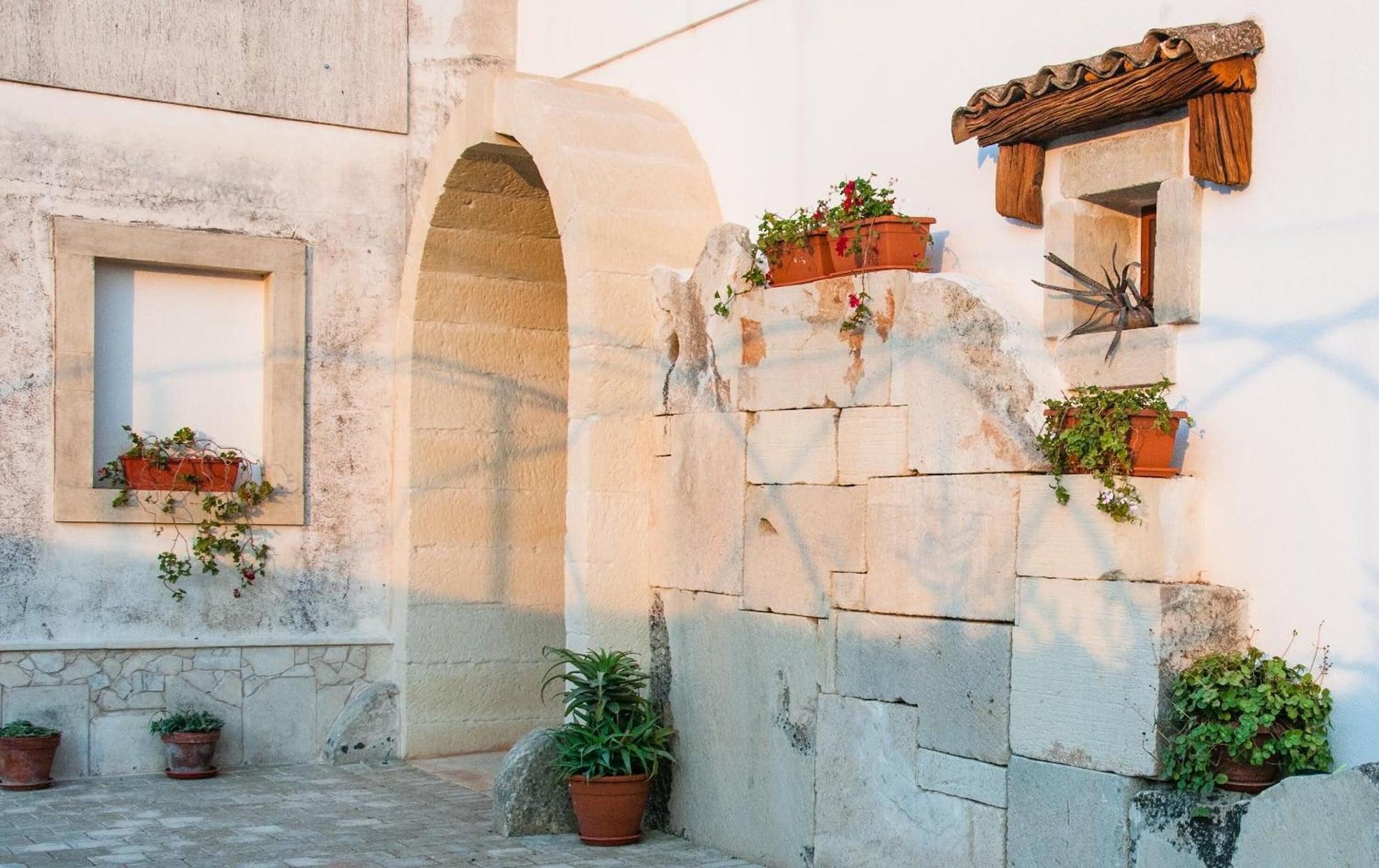 Vista Exterior Agriturismo Il Megalite