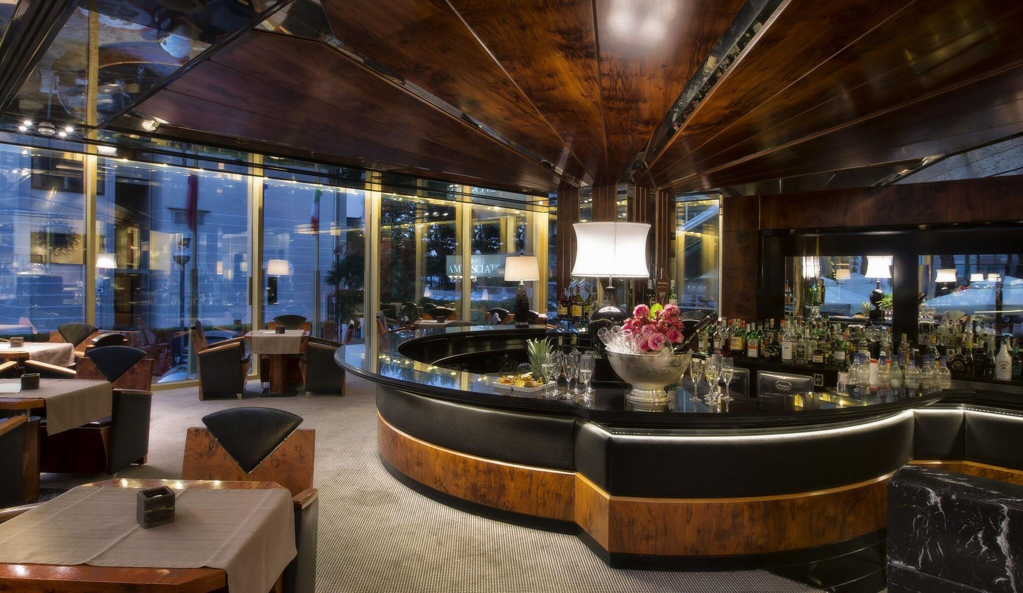 Bar/Salón Hotel Ambasciatori