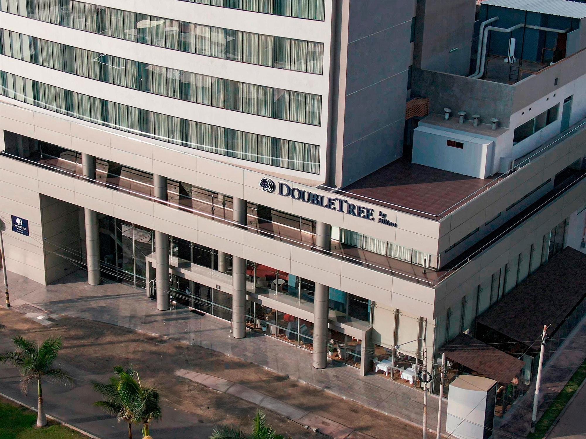 Vista Exterior DoubleTree by Hilton Trujillo