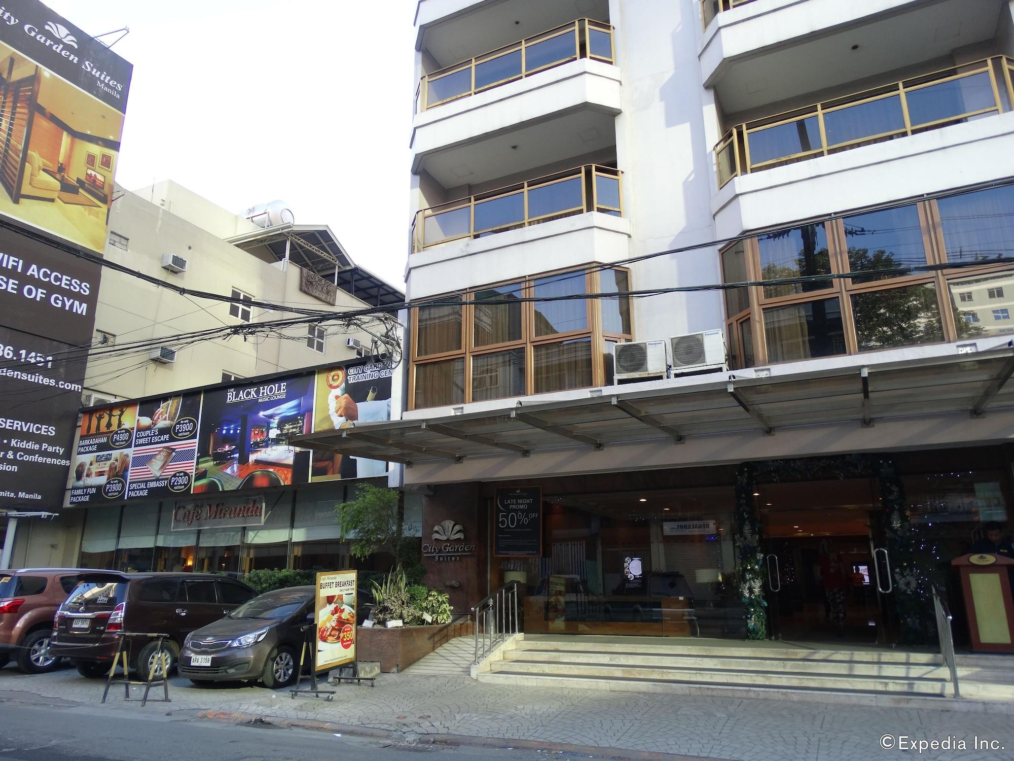 Vista Exterior City Garden Suites Manila