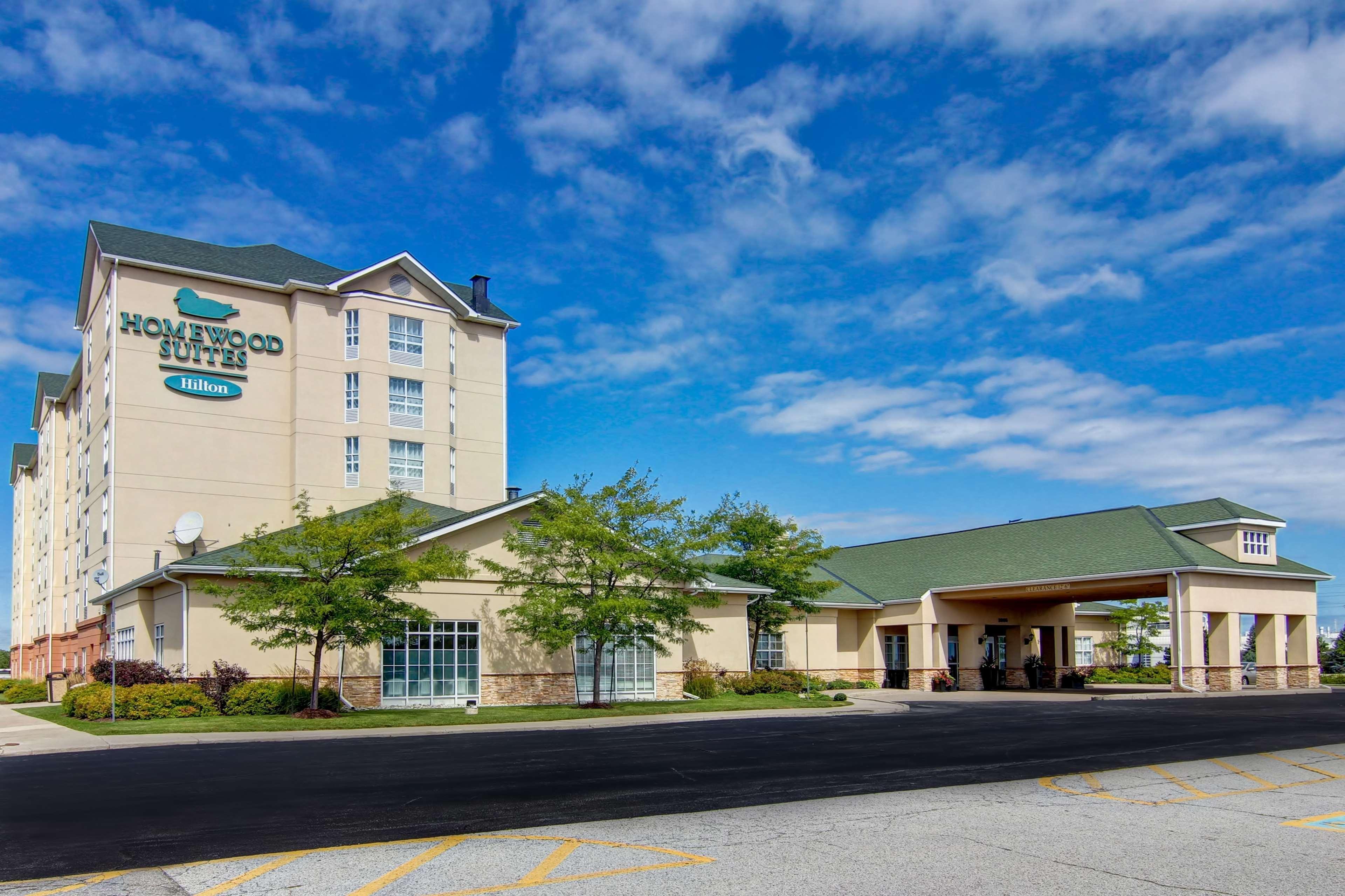 Vista Exterior Homewood Suites by Hilton Toronto Oakville