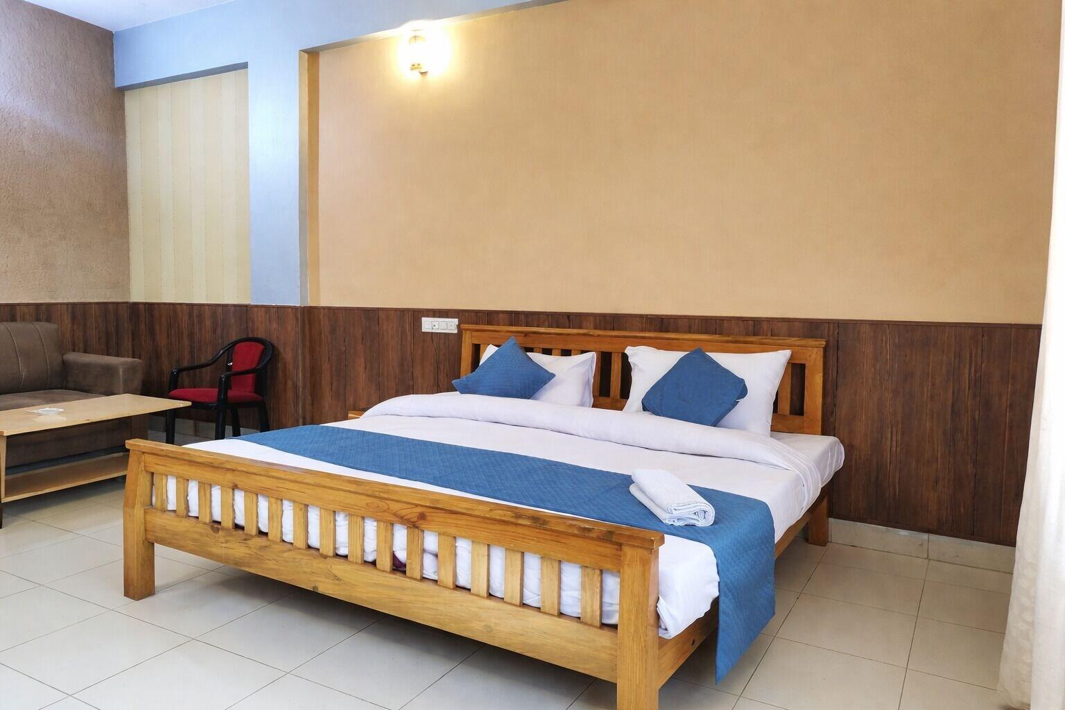 Varios Hotel OM Digha