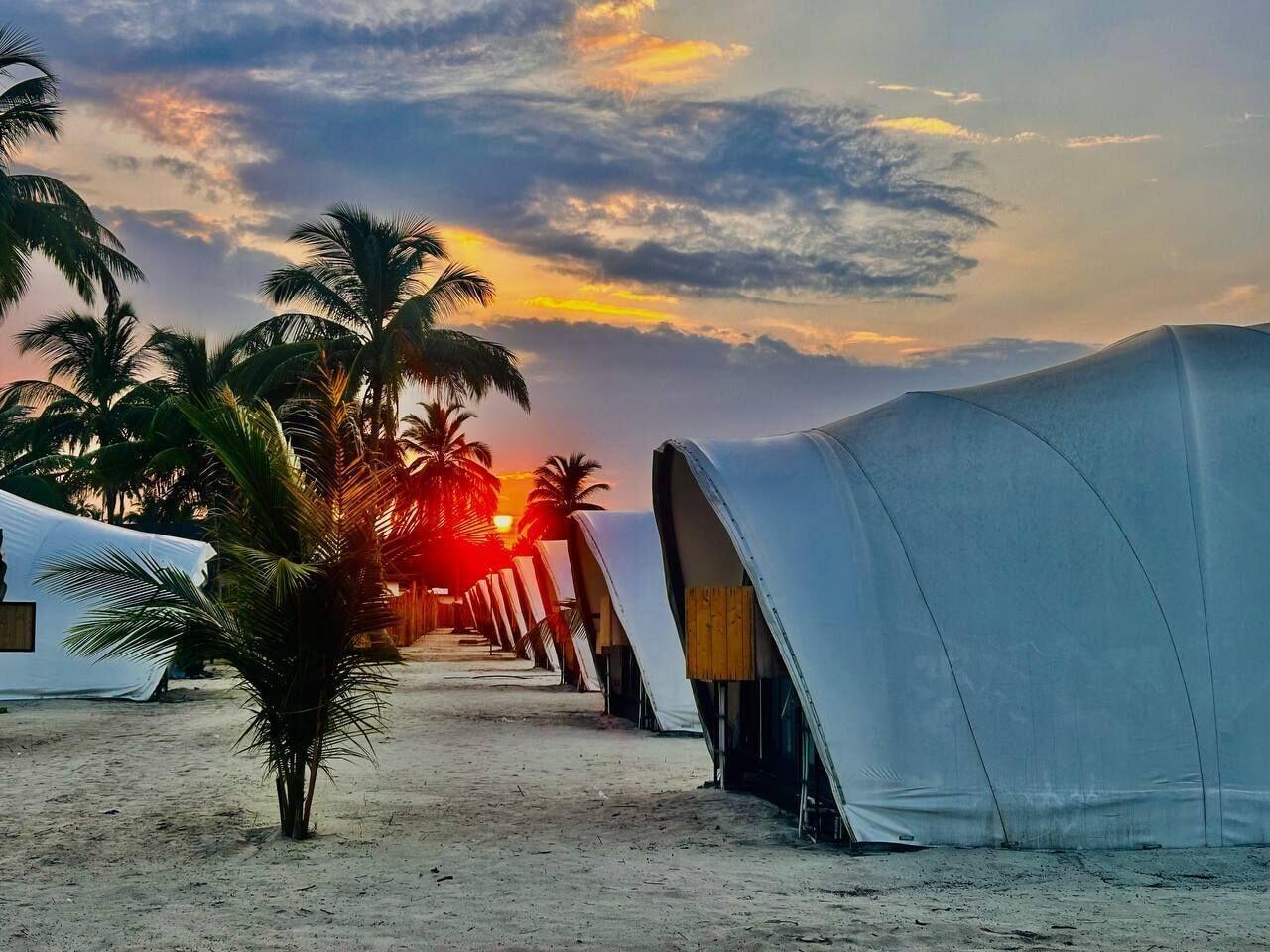 Playa Praveg Atolls Thinnakara Lakshadweep
