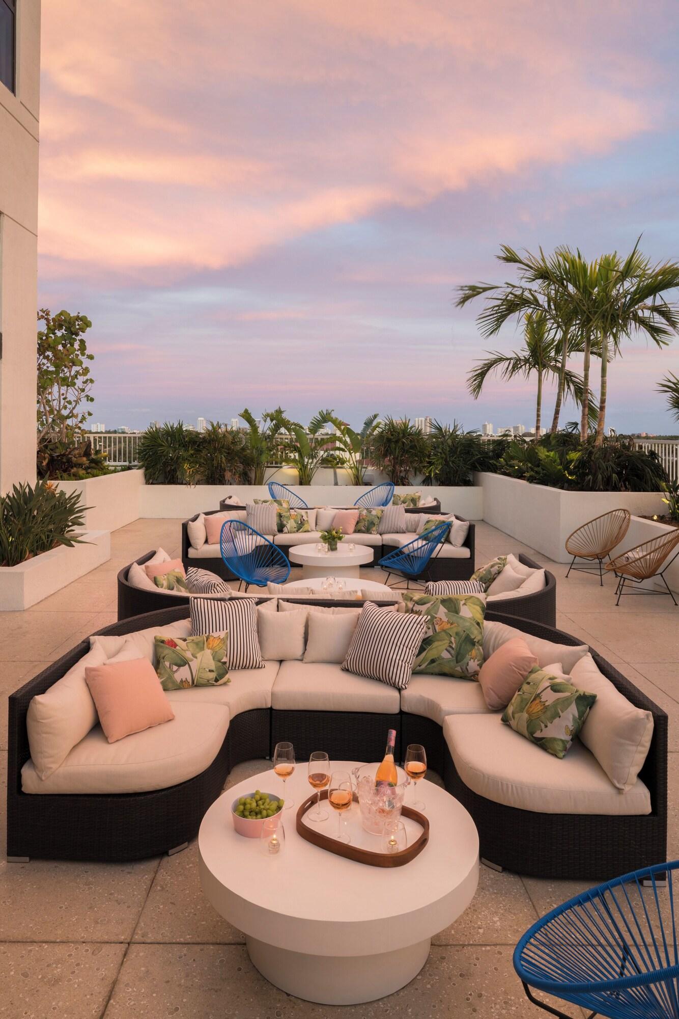 Varios The Dalmar Fort Lauderdale A Tribute
