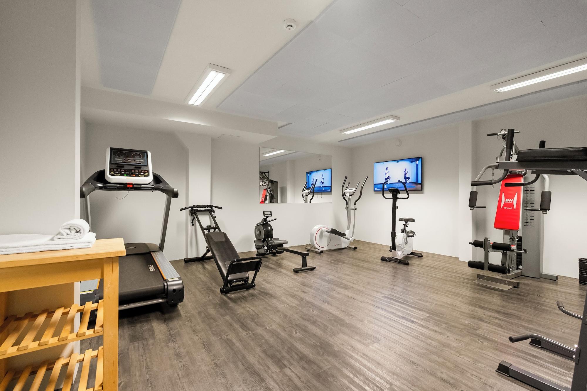 Gimnasio Kinn Hotell Florø