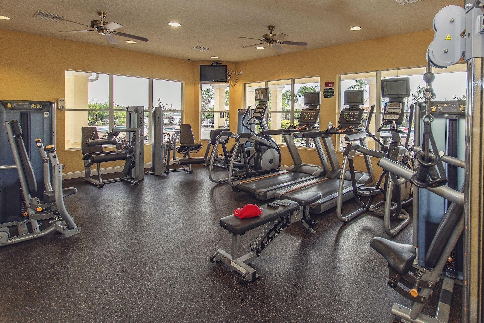 Gimnasio Vista Cay by Cosy Casas