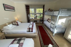 Alojamiento - Oakhurst Gatwick