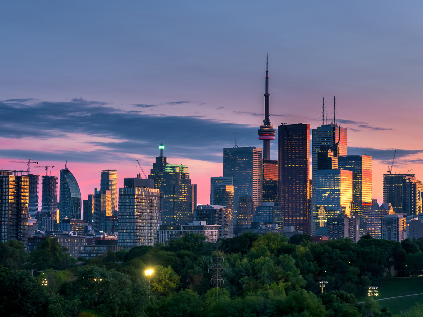 Toronto  Planeje sua viagem no Decolar