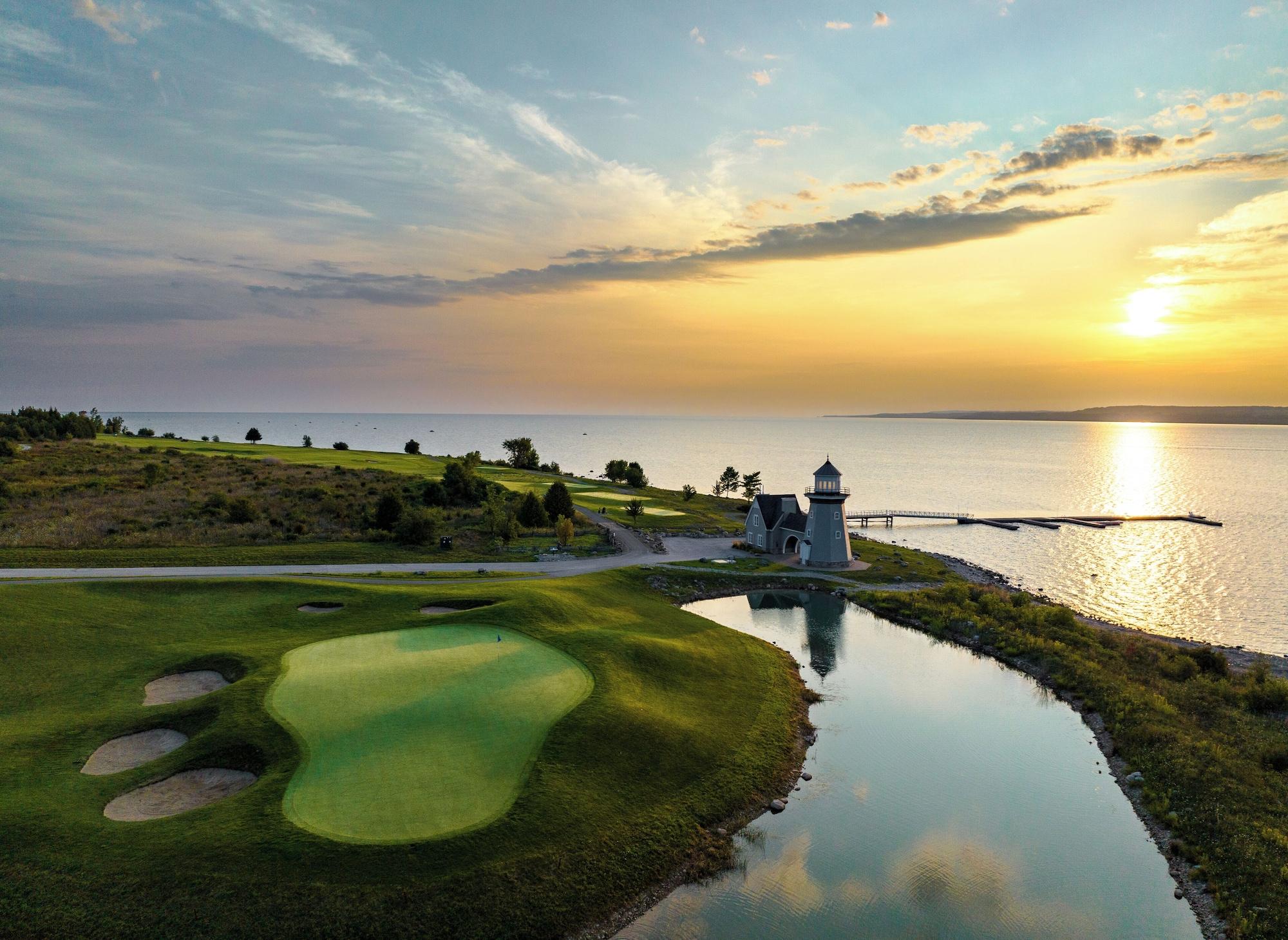 Campo de Golf The Inn at Cobble Beach