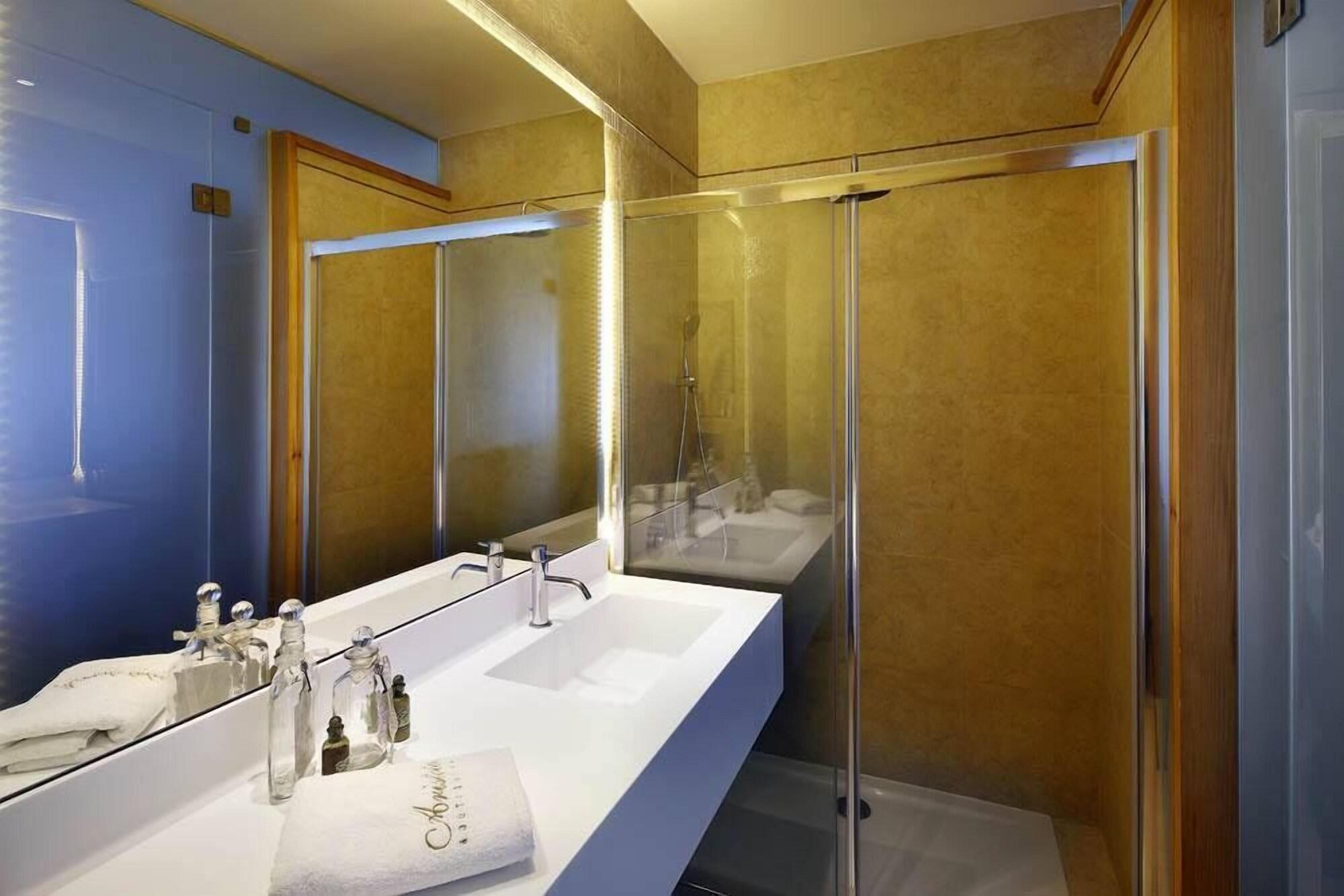 Equipamiento de Habitación Aristotelio Boutique Hotel