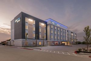 Alojamiento - Everhome Suites Brownsville