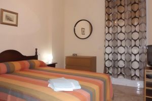 Alquiler Vacacional - Comfortable 2 bedroom apartment. Located on a very peculiar street.
