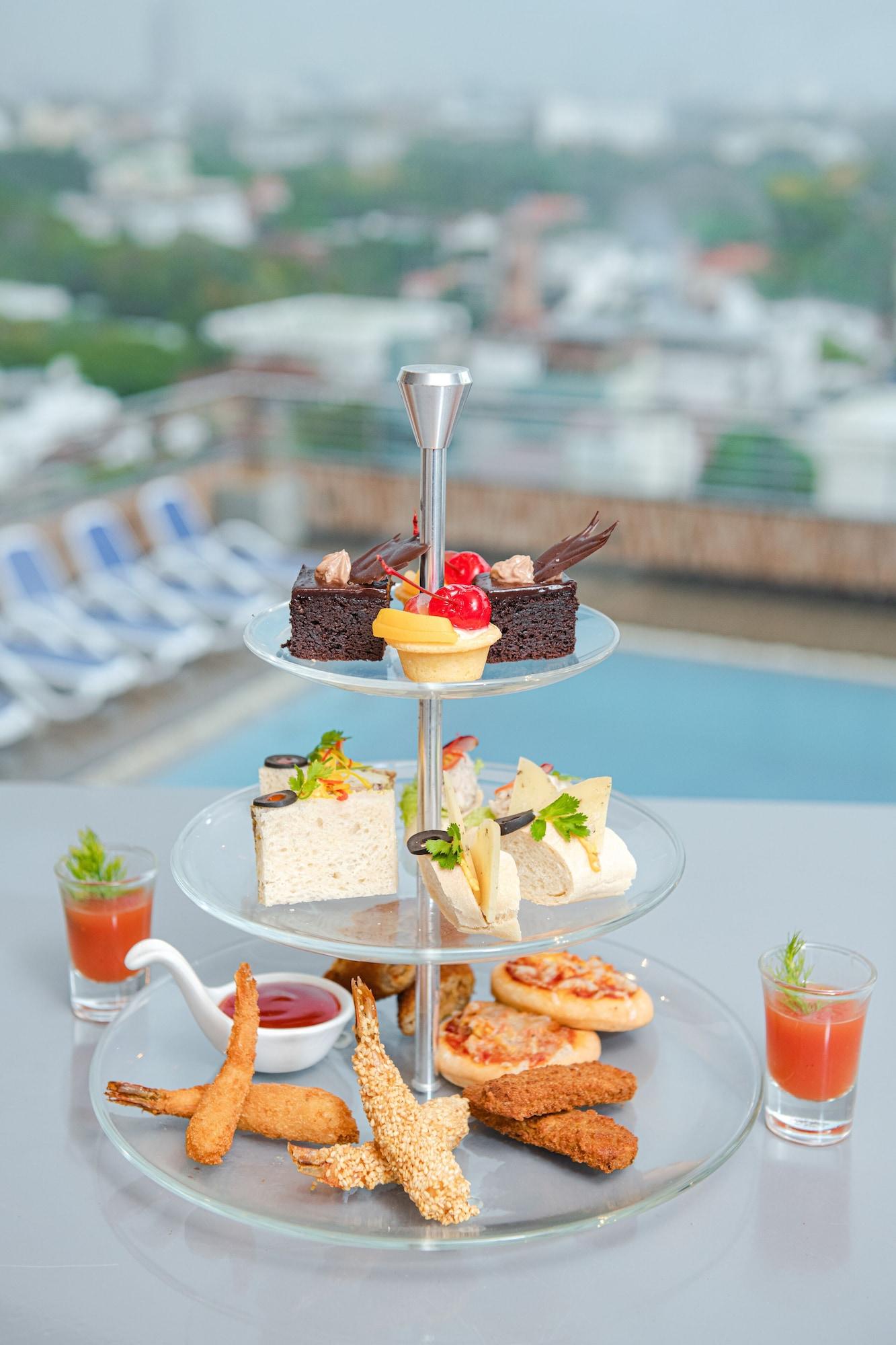 Restaurant Pearl Grand By Rathna