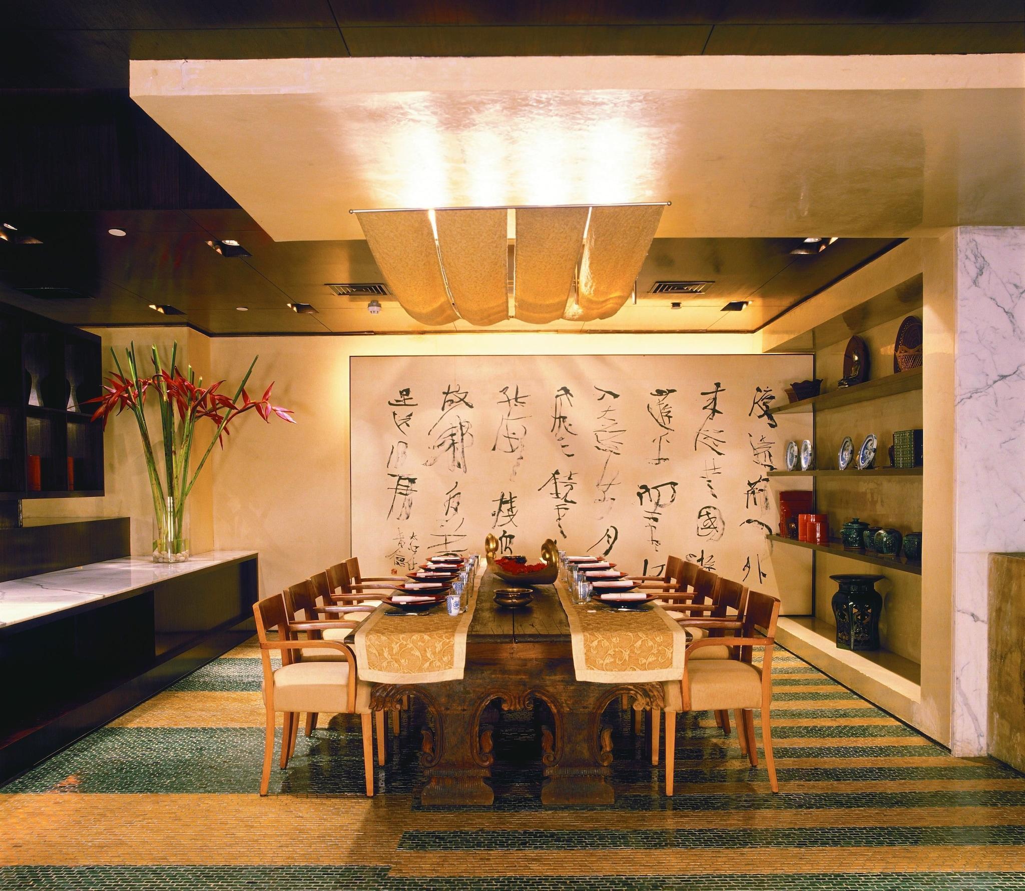 Restaurant Trident, Nariman Point Mumbai