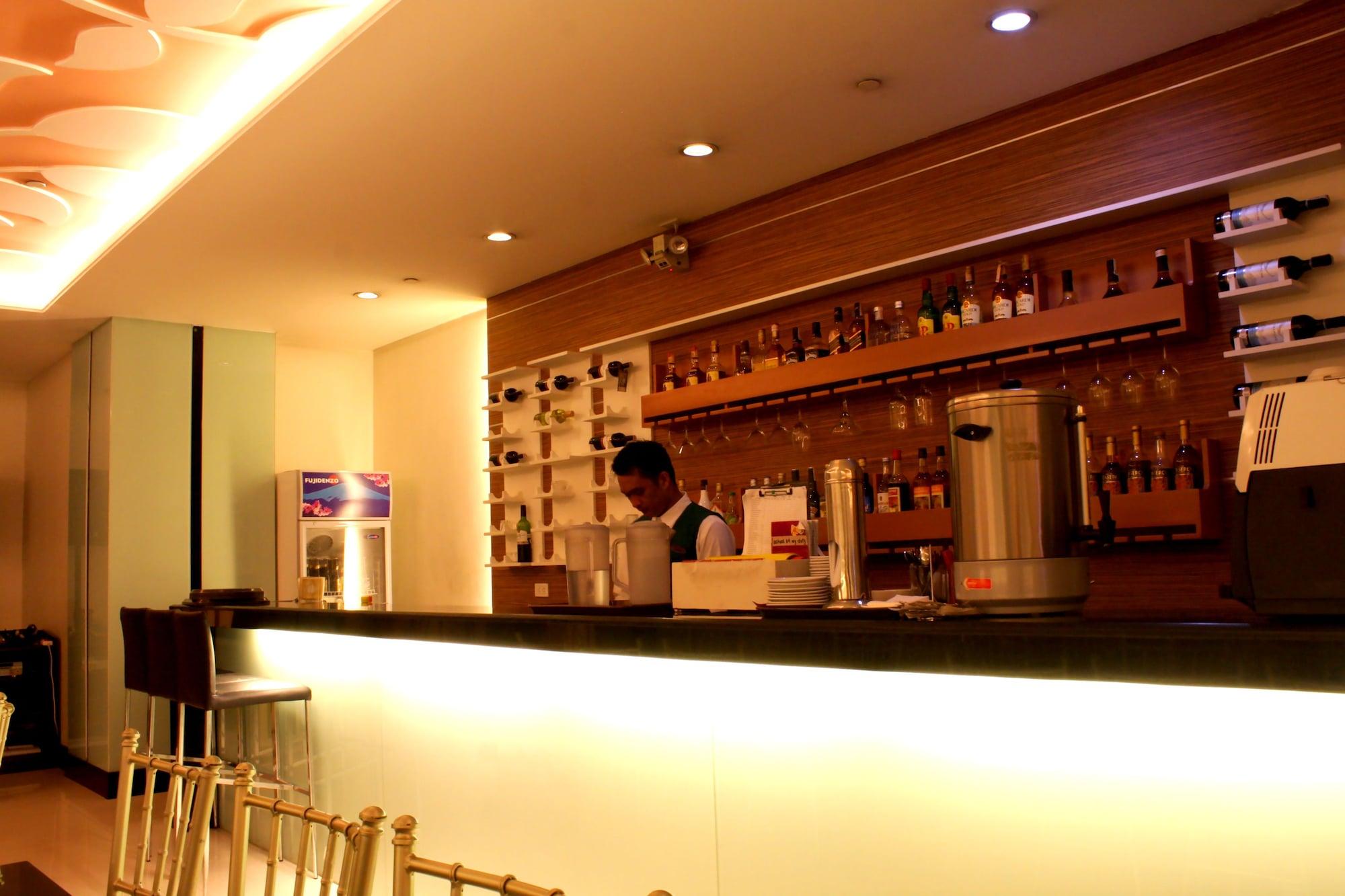 Bar/Salón Vista Hotel Cubao