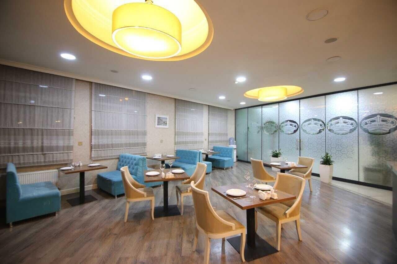 Restaurant Empire Hotel