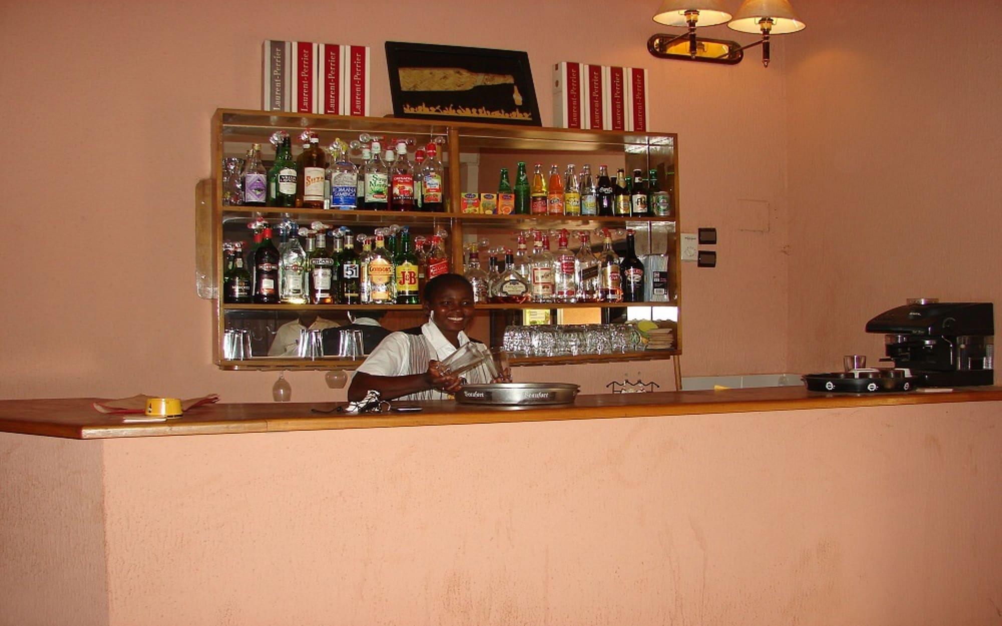 Bar/Salón Le Grand Calao