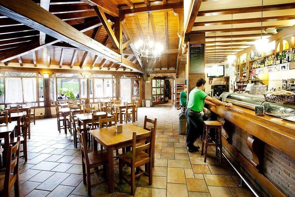 Bar/Salón Hotel Venta Etxalar