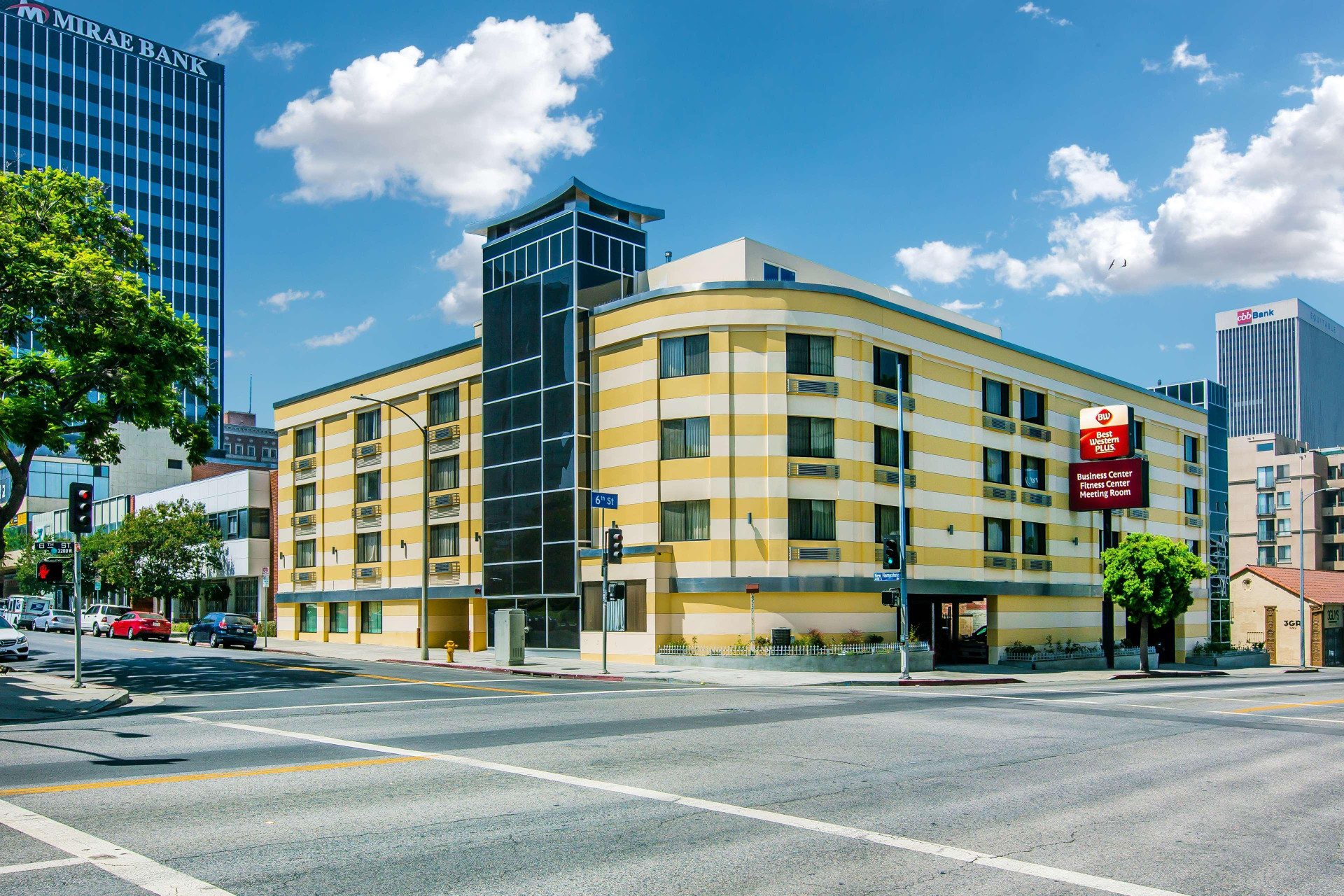 Vista Exterior Best Western Plus LA Mid Town Hotel