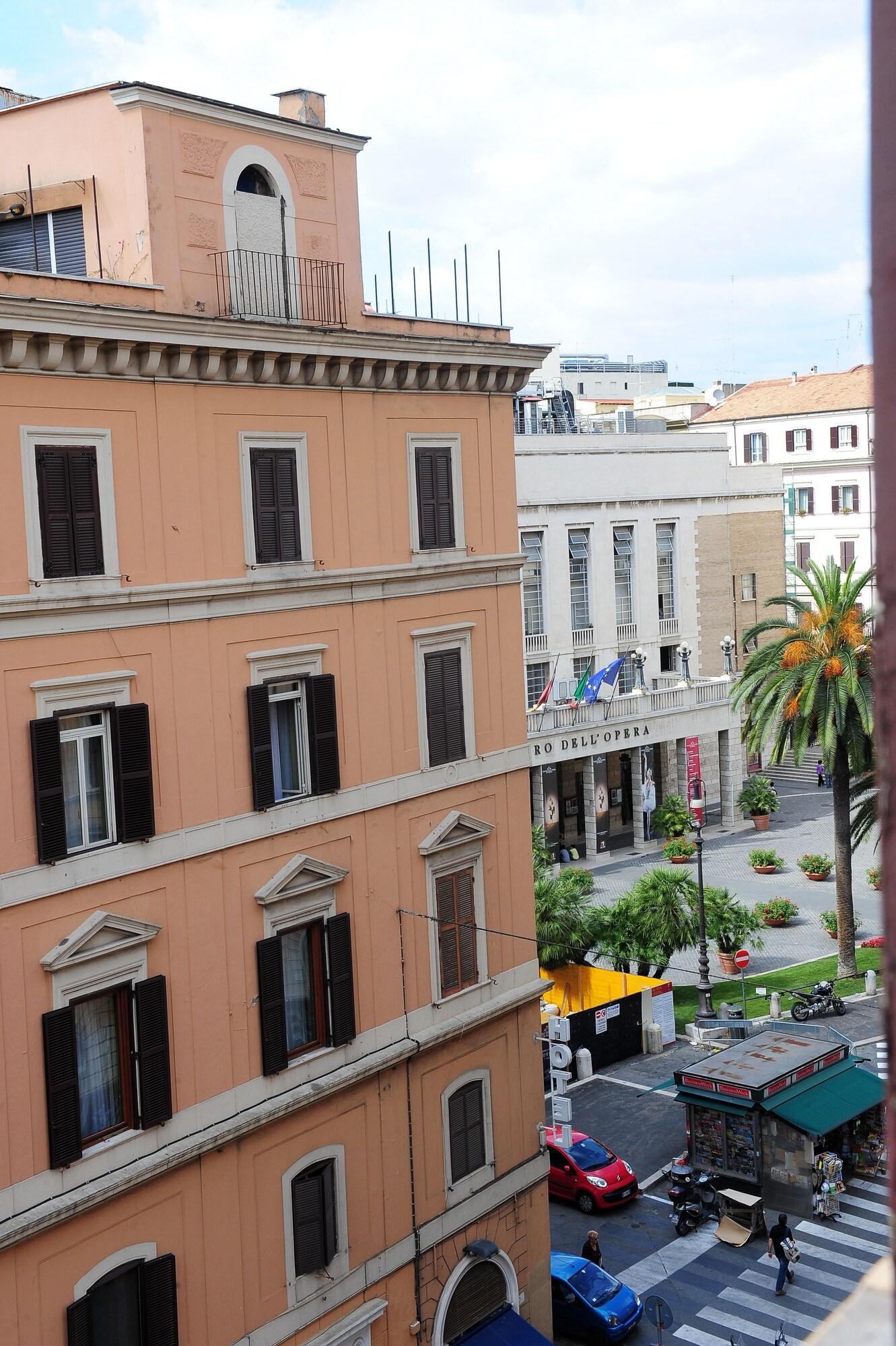 Vista Exterior My Monti Place