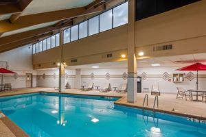 Alojamiento - Best Western Plus Kansas City Sports Complex Hotel