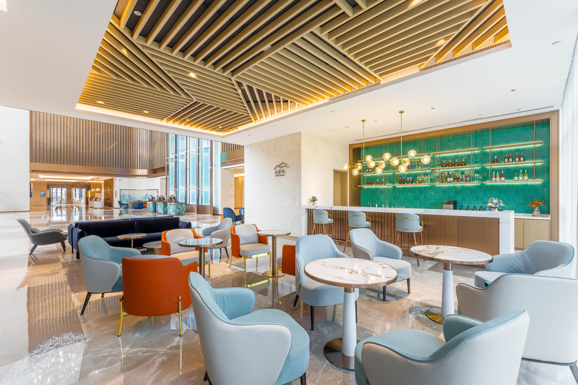 Bar/Salón Holiday Inn Express Zhoukou Dancheng