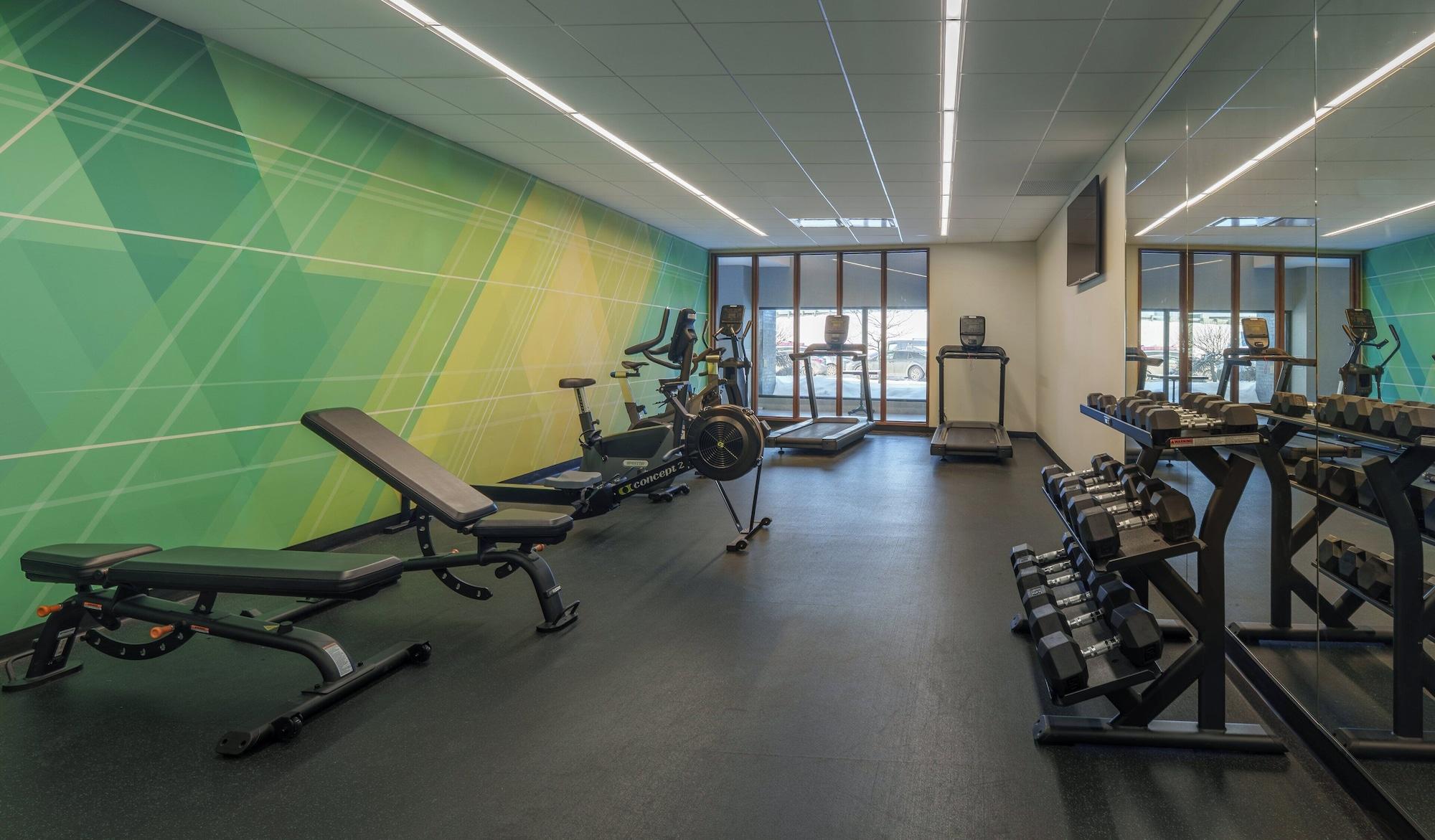 Gimnasio Holiday Inn Laval Montréal by IHG