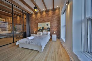 Renta temporal - Cutting Edge condo in Old Montreal with private terrace