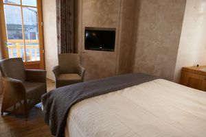 Alquiler Vacacional - Independent apartment in a beautifully renovated old house in the village center