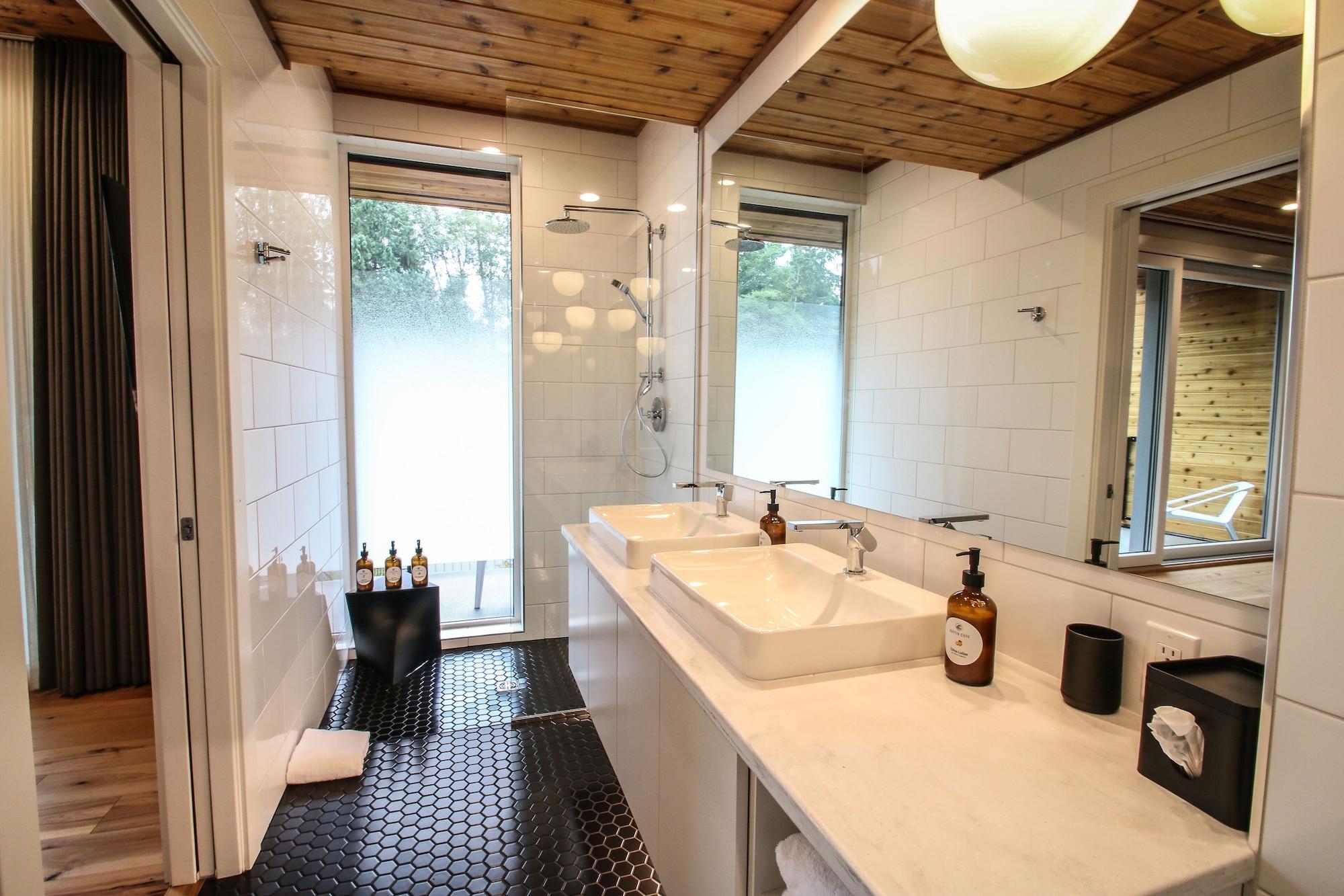 Equipamiento de Habitación Duffin Cove Oceanfront Lodging