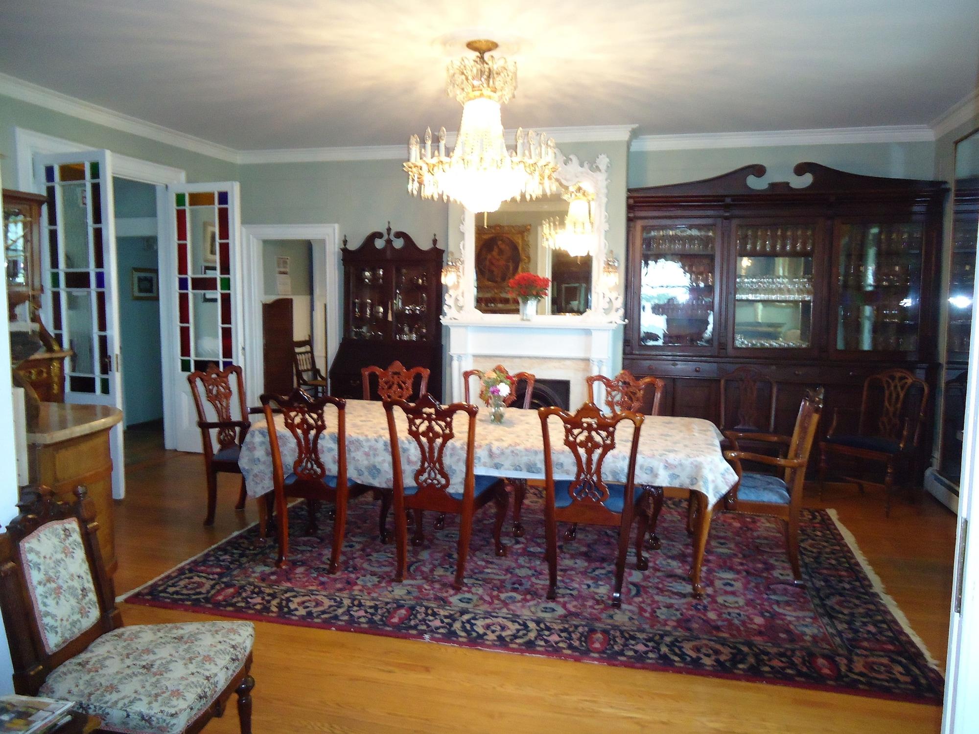 Restaurant Governor's Mansion Inn