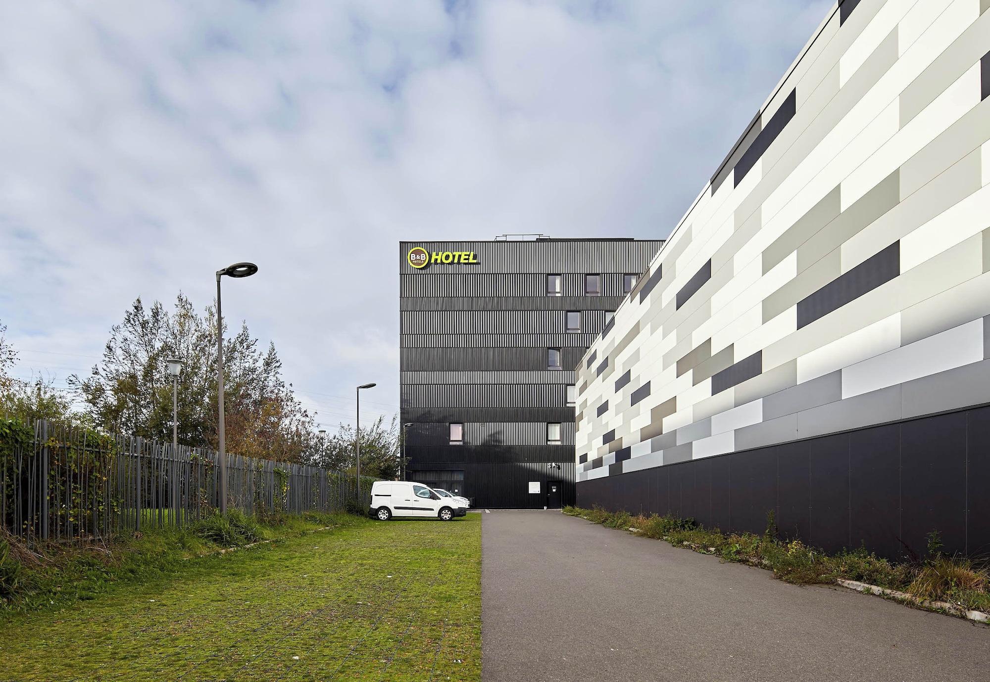 Vista Exterior B&B HOTEL CERGY Saint-Christophe