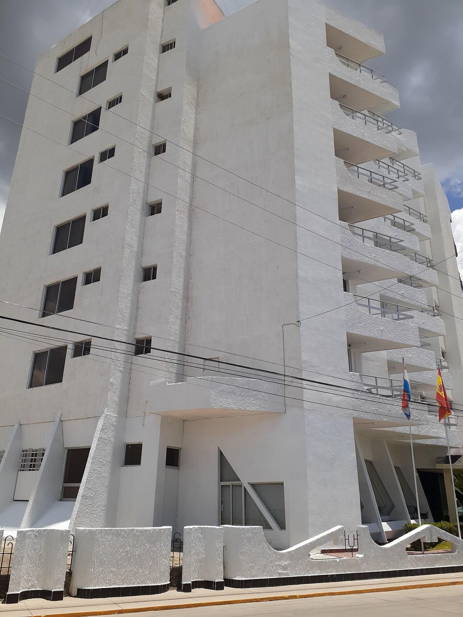 Vista Exterior Leo Hotel Jerez