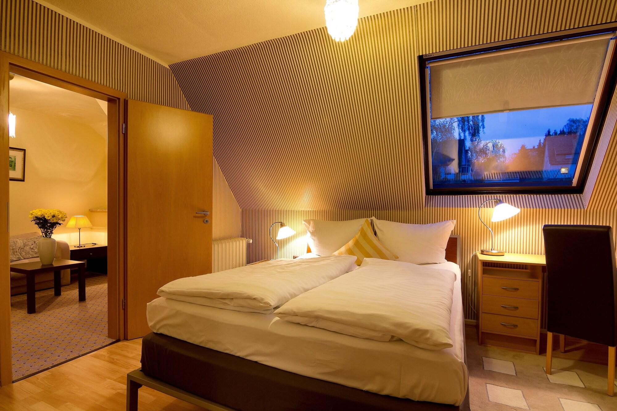 Varios Hotel Palatino