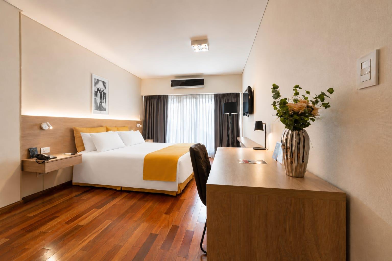 Varios Feir's Park Hotel