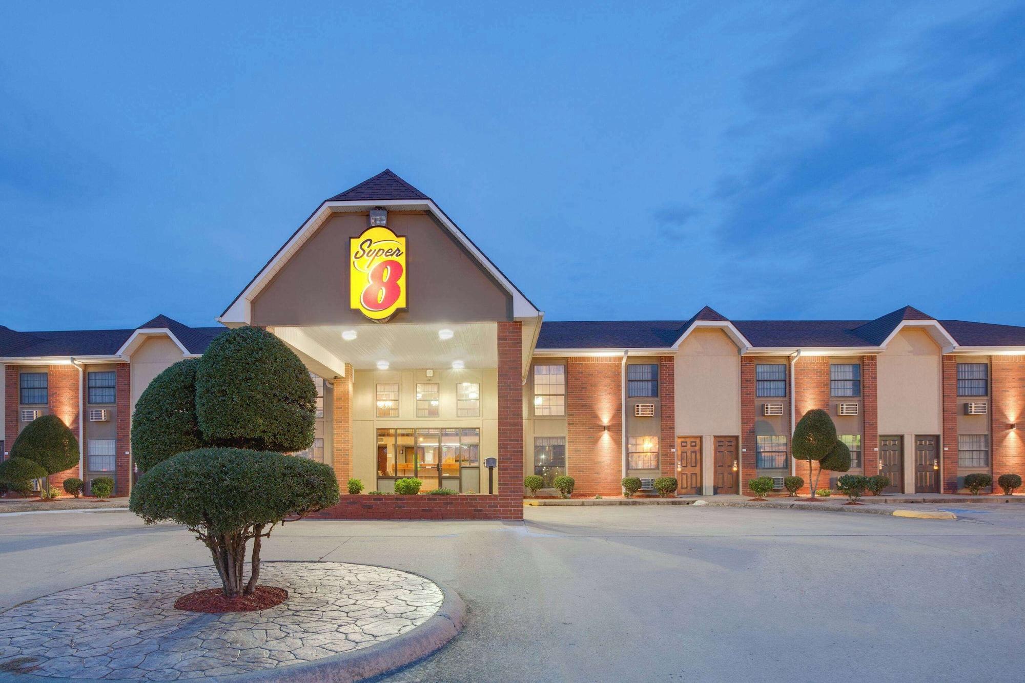 Varios Super 8 by Wyndham Morrilton