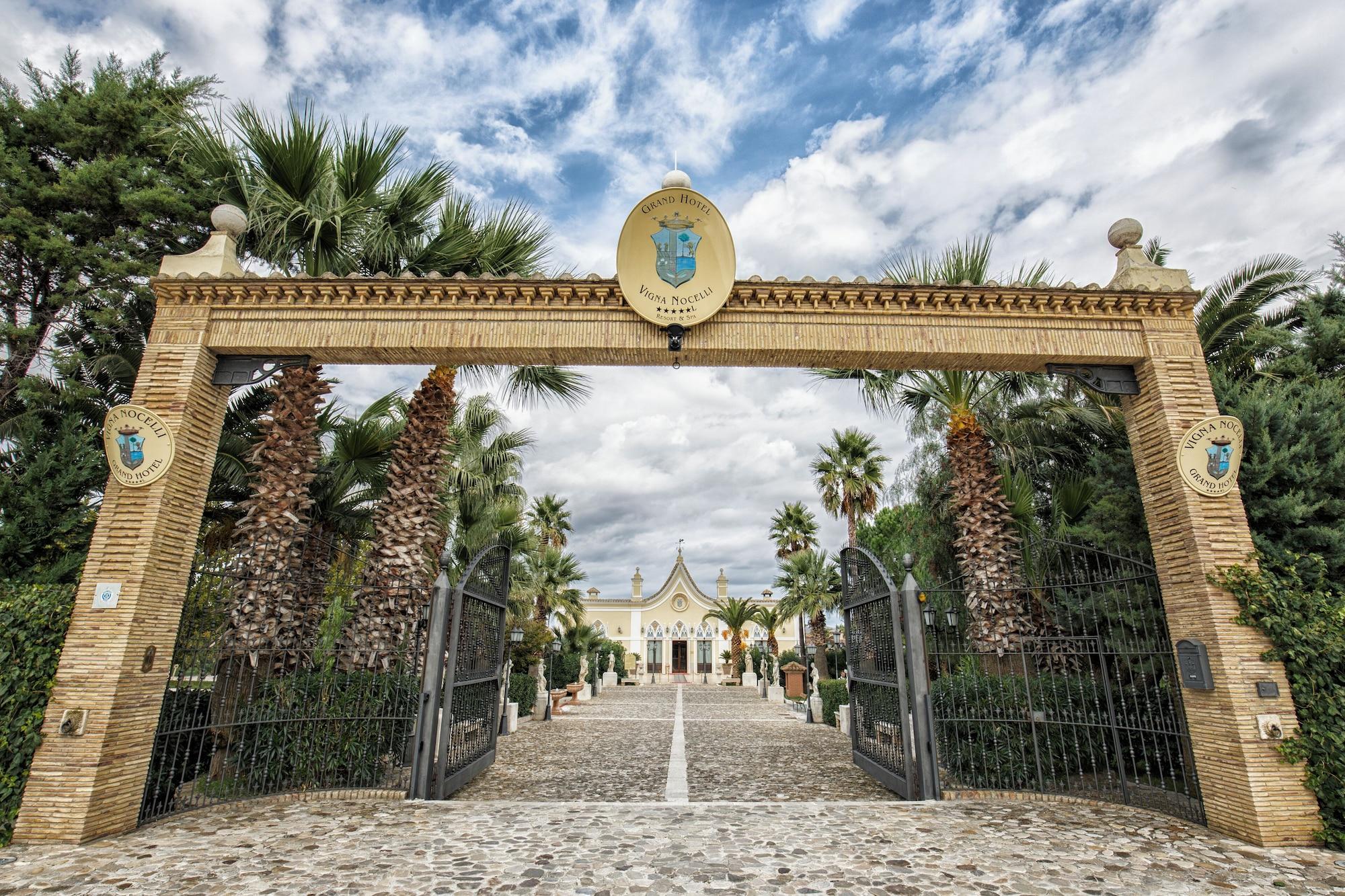 Vista Exterior Grand Hotel Vigna Nocelli