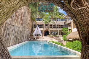 Alojamiento - Dune Boutique Hotel located at the party zone