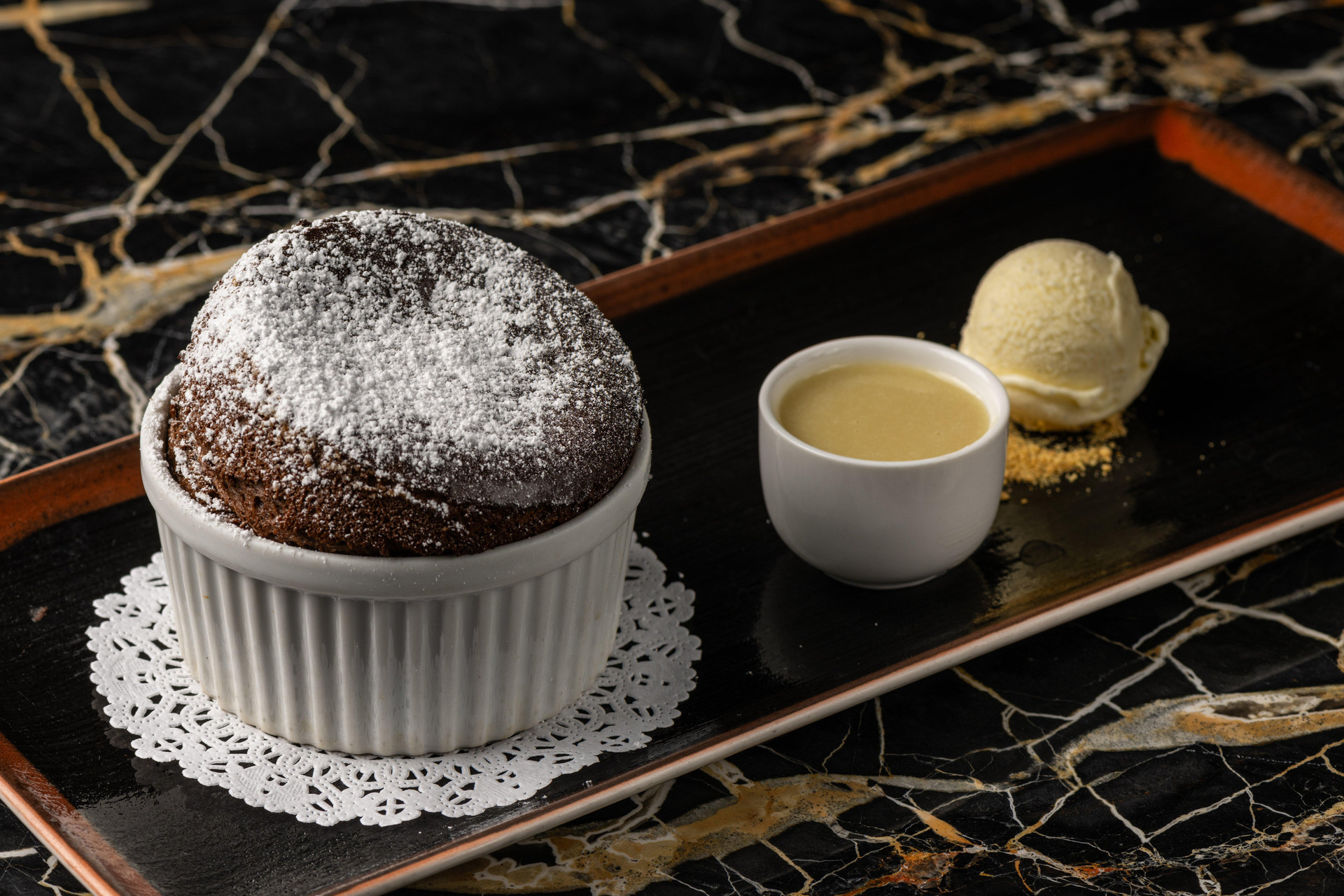 Restaurant InterContinental Los Angeles Downtown by IHG