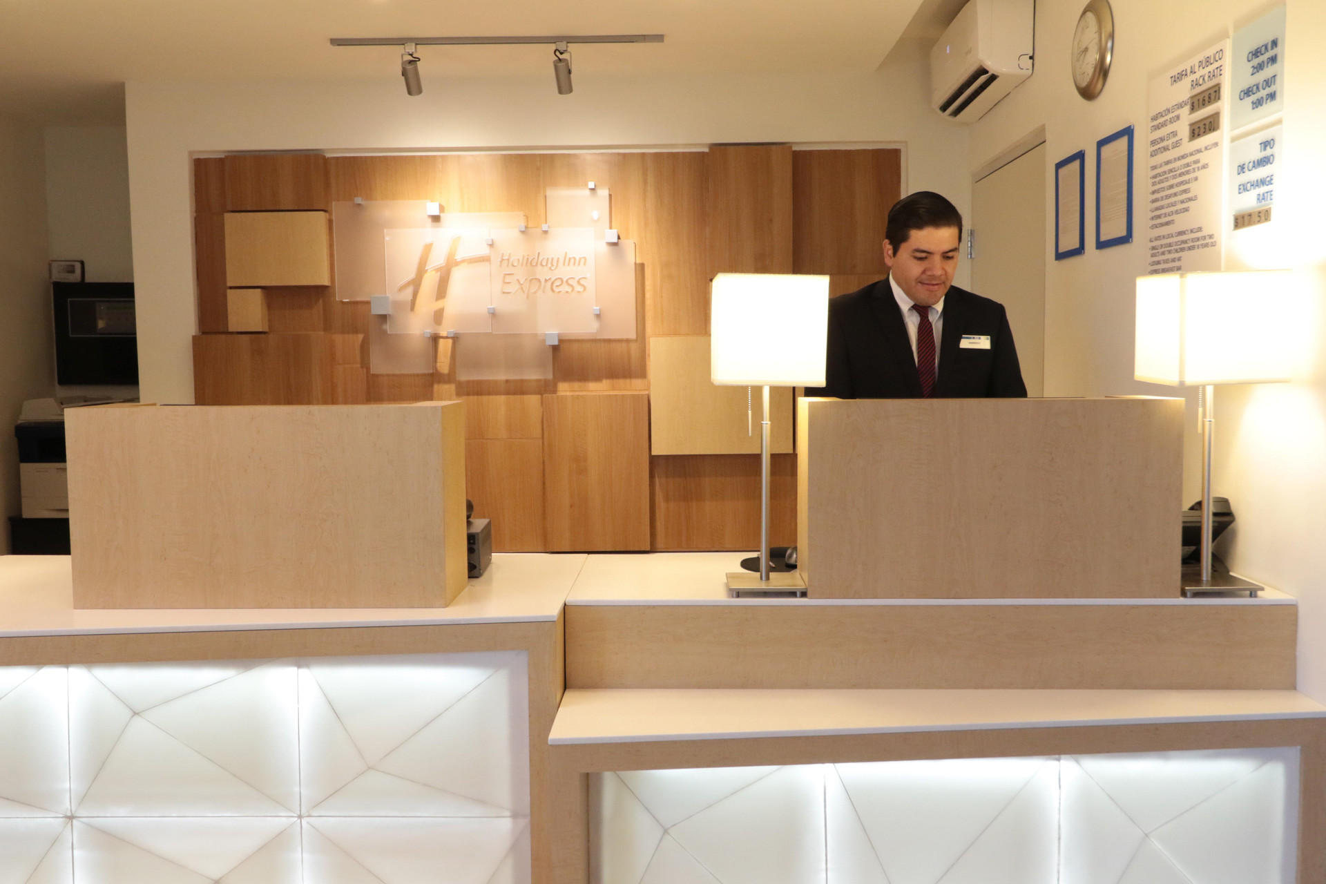 Vista Lobby Holiday Inn Express Piedras Negras by IHG