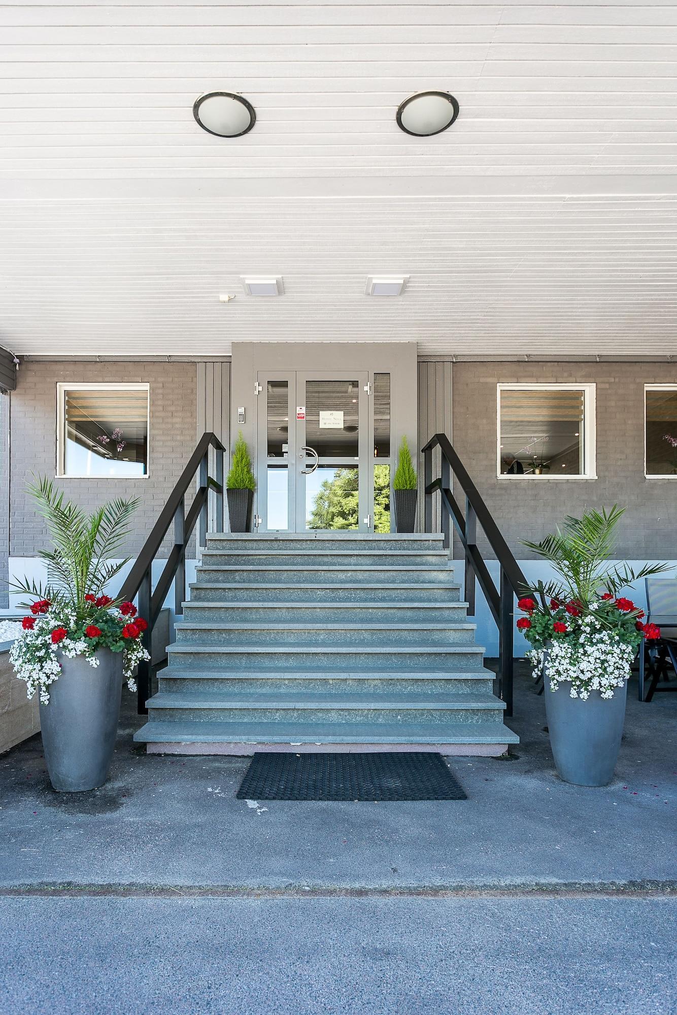 Vista Exterior Hotell Nova